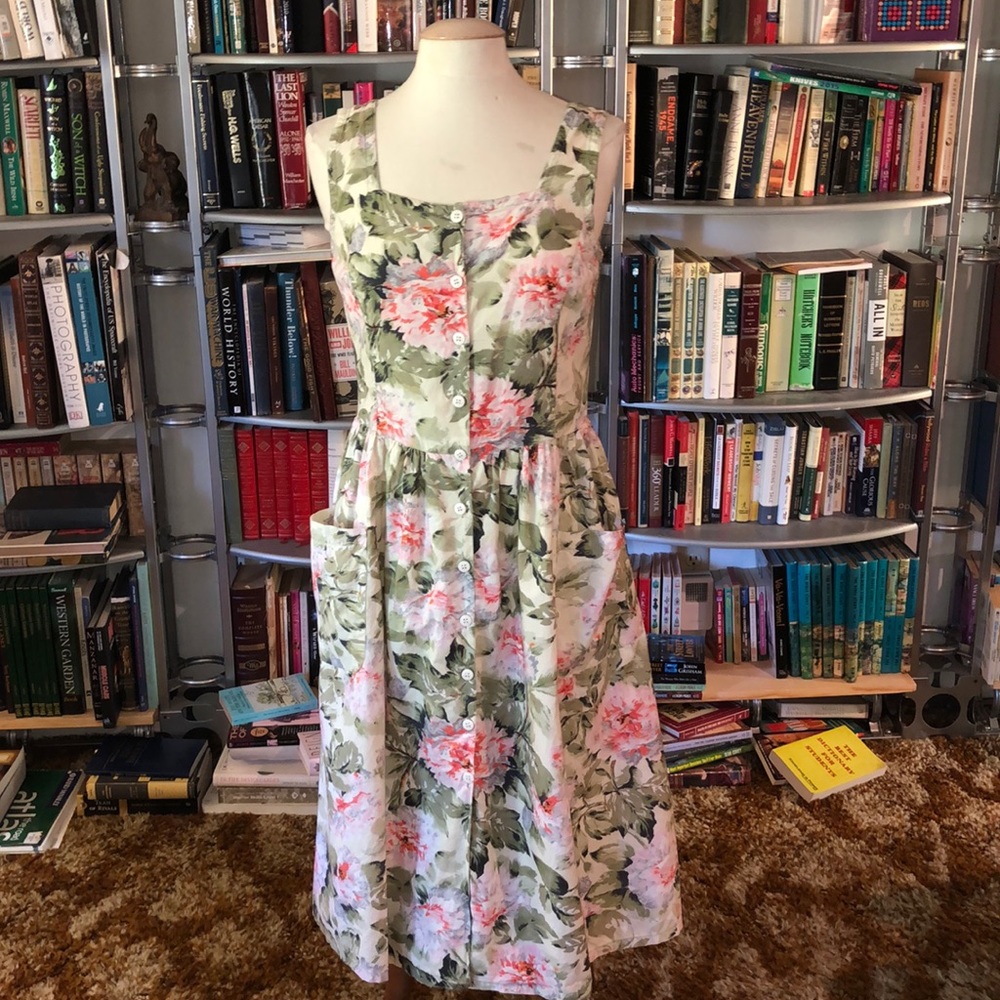 VTG summer dress with large peony print